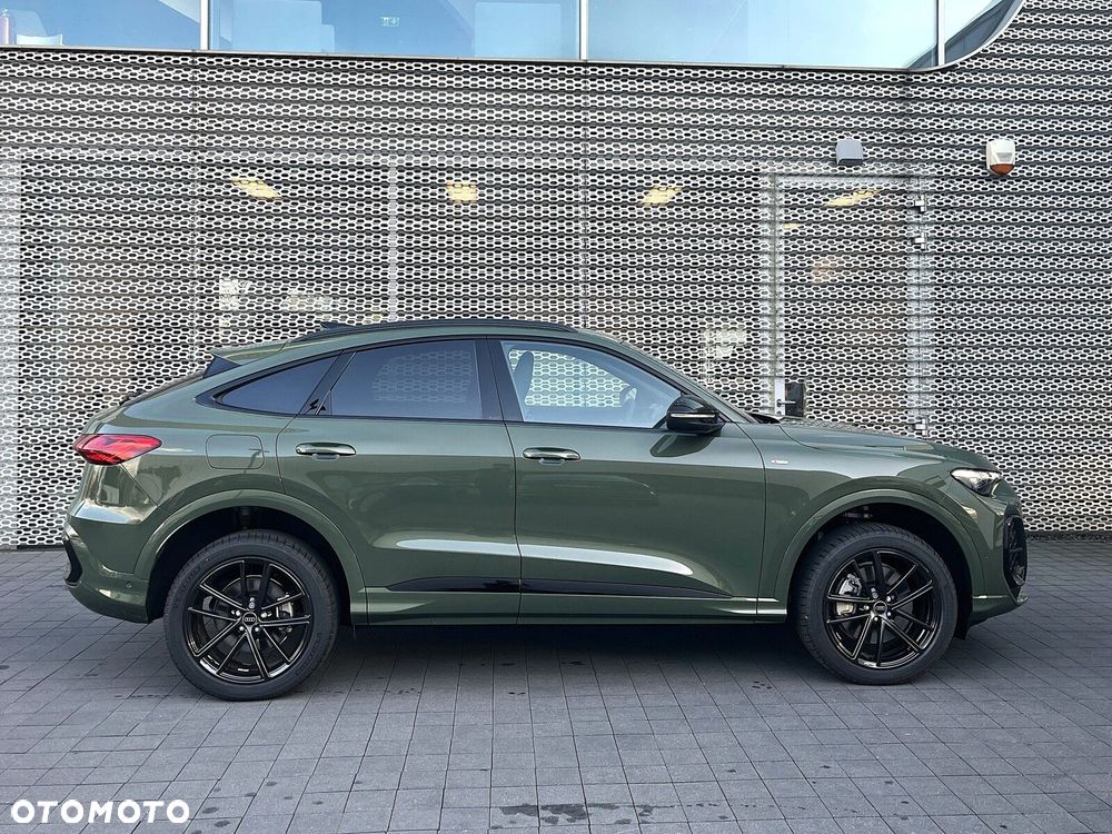 Audi Q5 Sportback - 1
