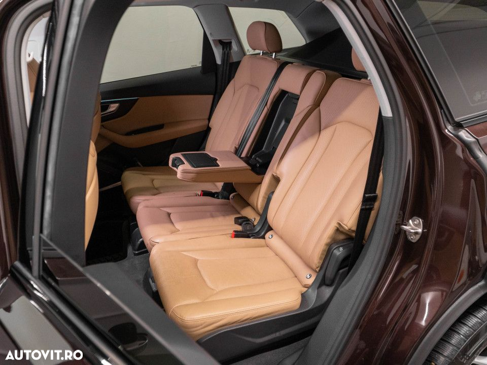Audi Q7 - 30