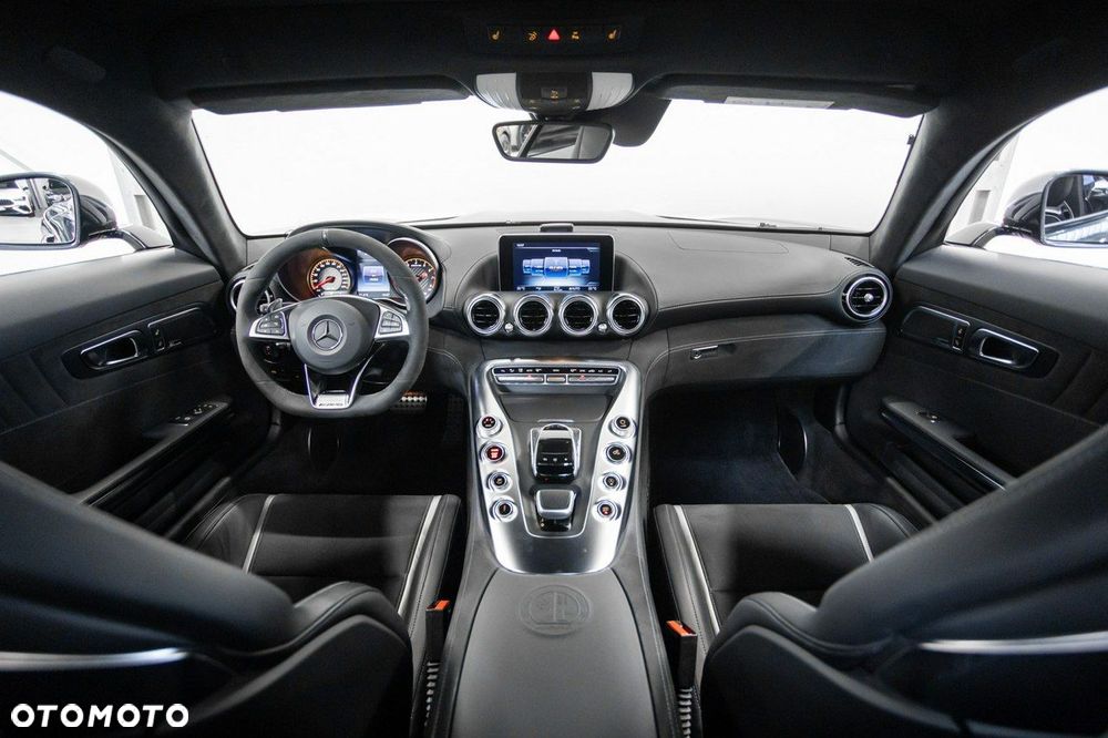 Mercedes-Benz AMG GT S Speedshift 7G-DCT - 22
