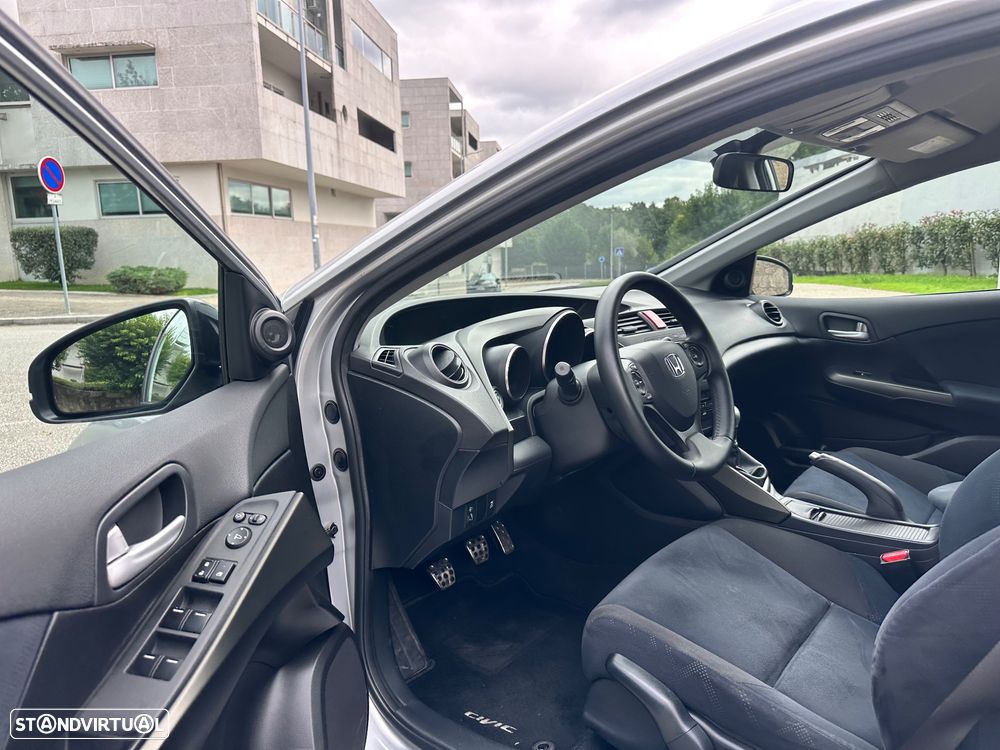 Honda Civic 1.6 i-DTEC Comfort - 23