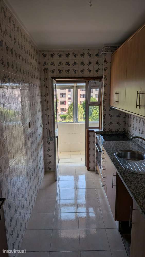 Arrendamento de apartamento T2 na Rua de São Vicente, 64 - Grande imagem: 3/12