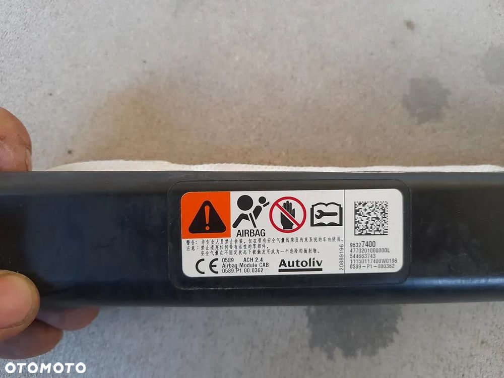 OPEL Mokka A Kurtyna lewa airbag 95327400 - 2