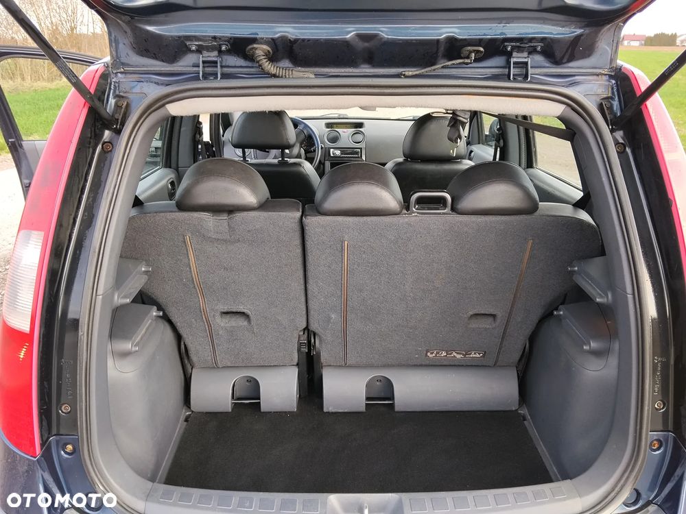 Mitsubishi Colt 1.1 - 7