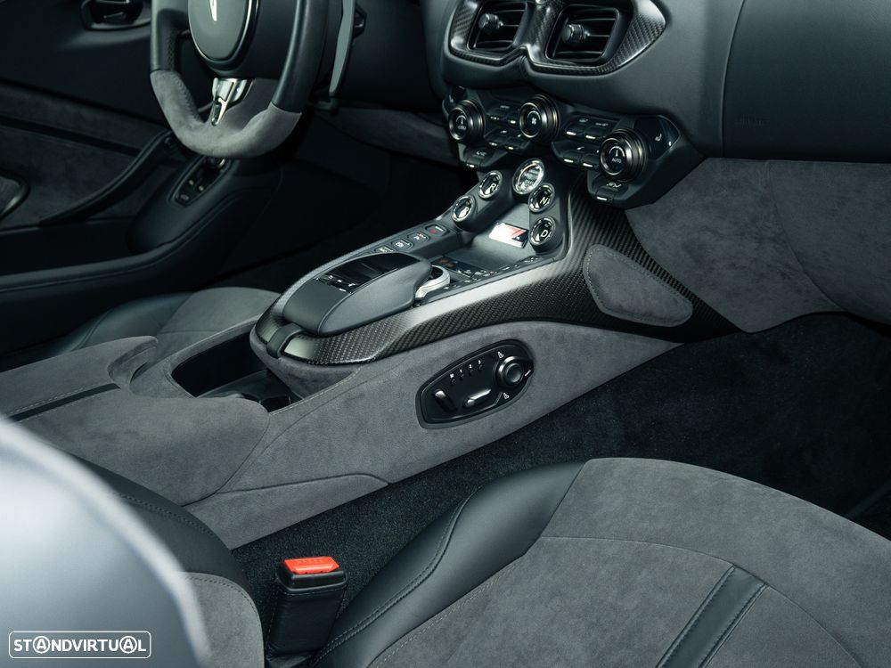Aston Martin Vantage Coupe V8 F1 Edition - 28