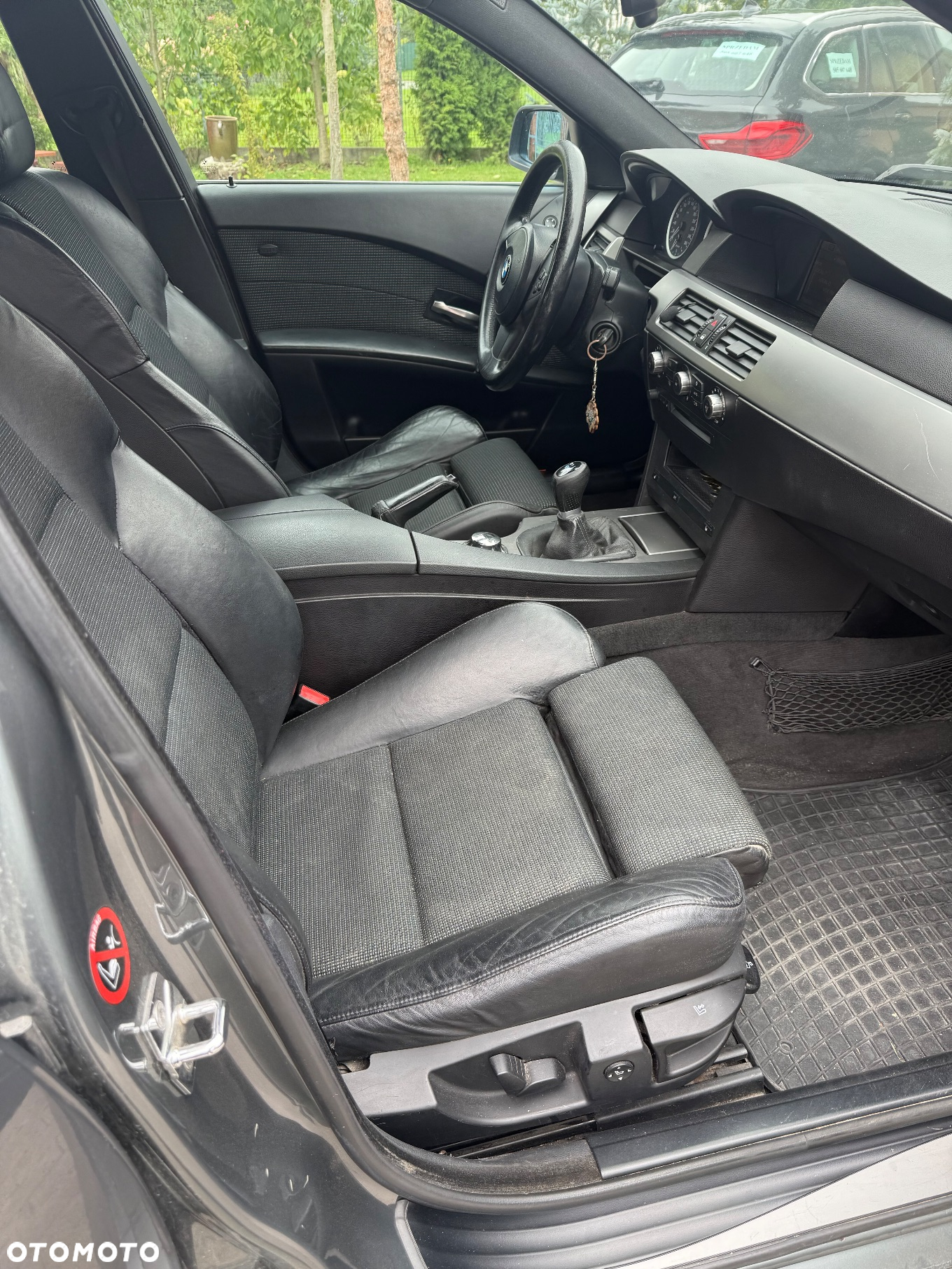 BMW Seria 5 525d - 8