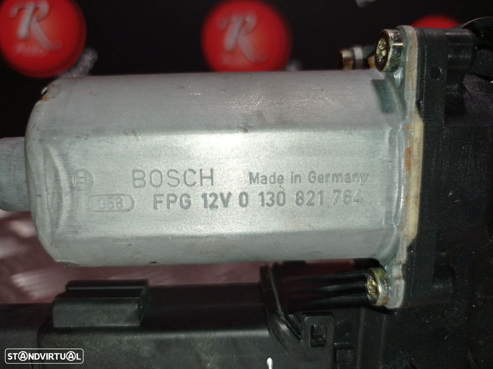 Motor Do Elevador Porta F.D Volkswagen Golf Iv (1J1) - 4