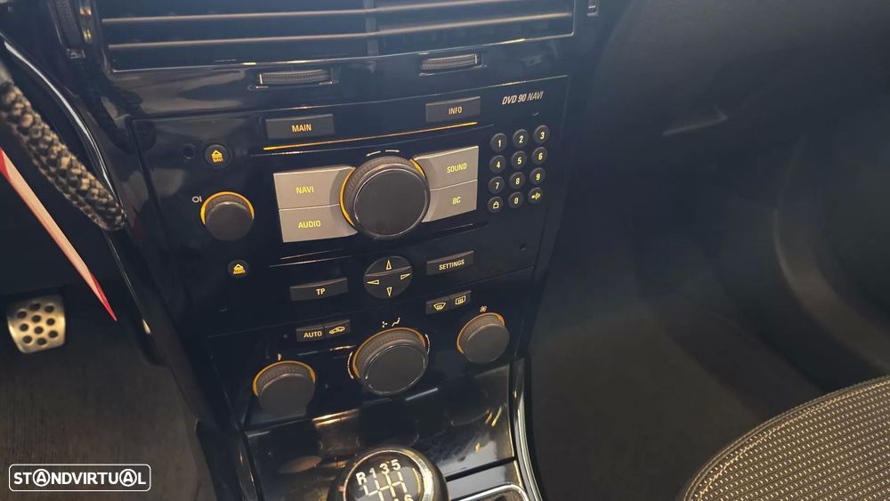 Opel Astra Caravan 1.7 CDTi Cosmo Plus - 41