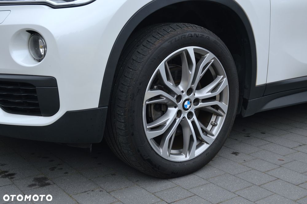 BMW X1 sDrive18d Sport Line - 38