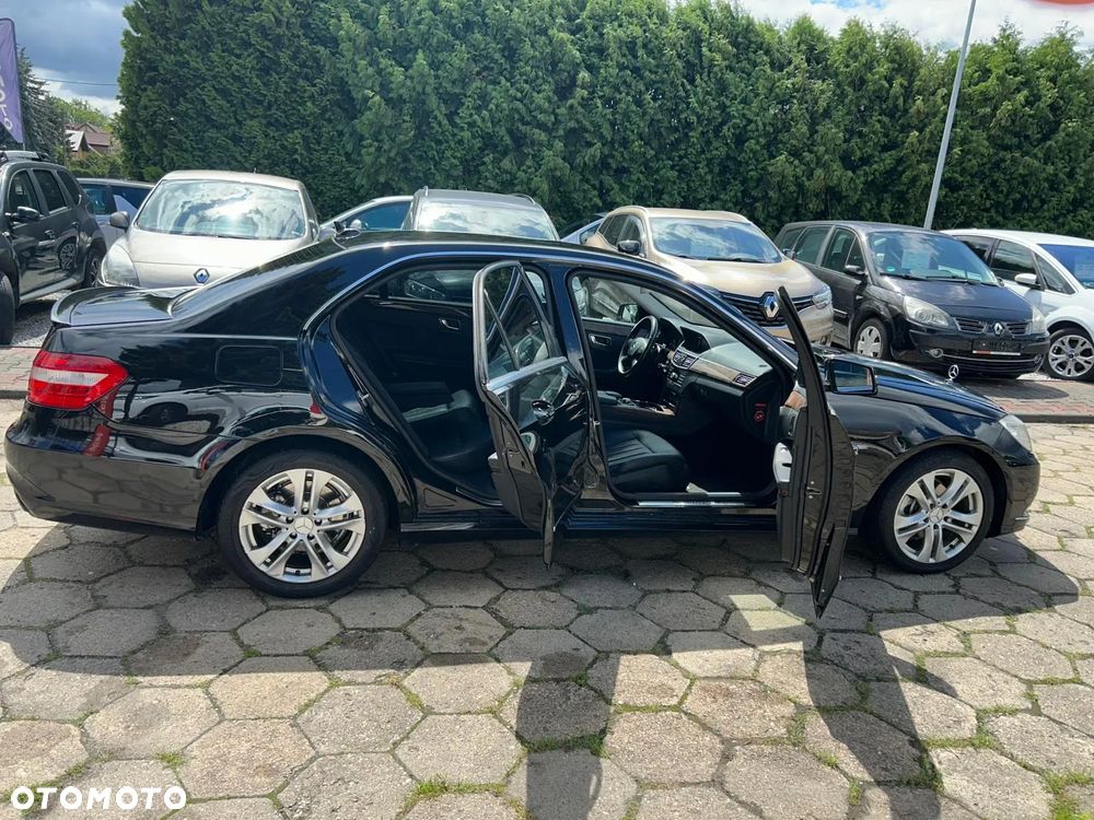 Mercedes-Benz Klasa E 200 CDI DPF BlueEFFICIENCY 7G-TRONIC Elegance - 8