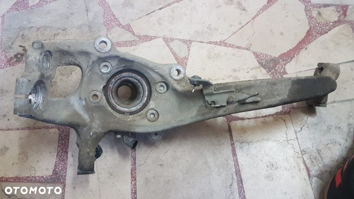 Zwrotnica PRAWY lewy przód lewa przednia Audi A4 B8 A5 2.0 TDI - 2
