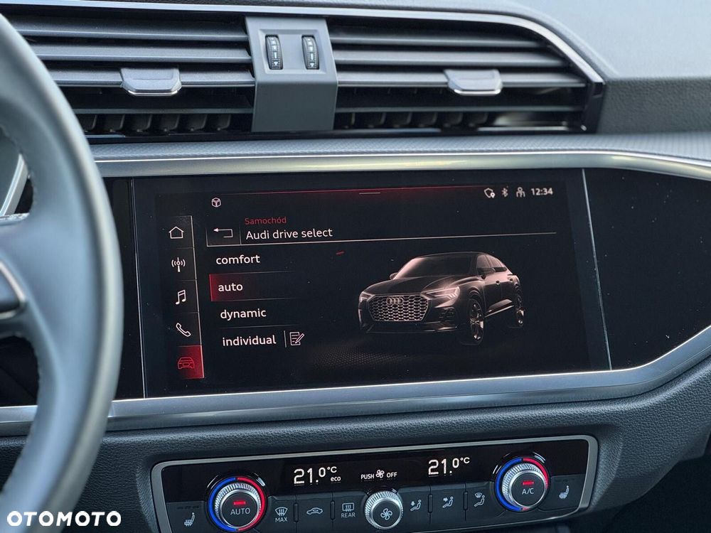 Audi Q3 Sportback - 25