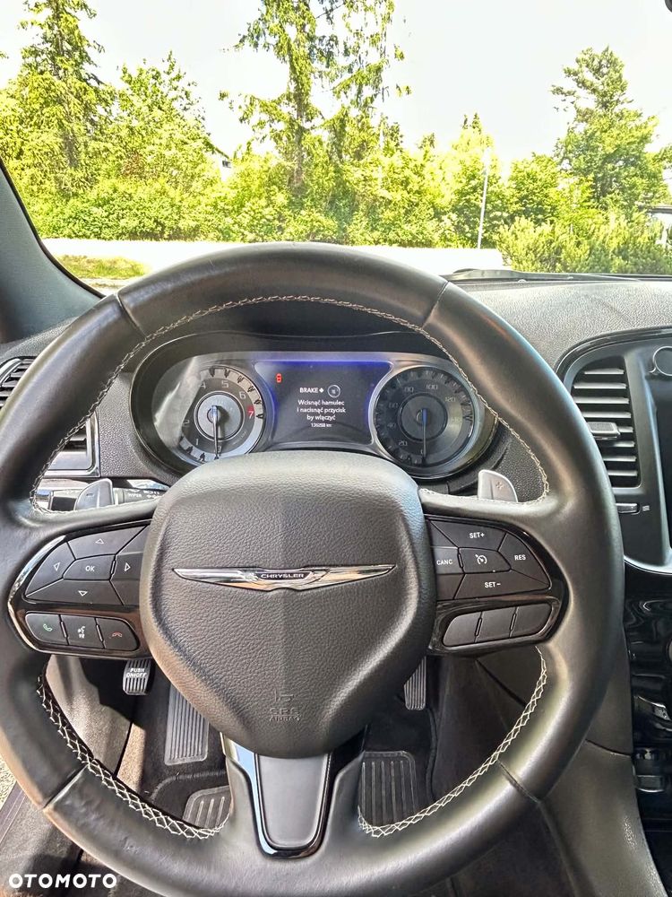 Chrysler Pacifica - 14