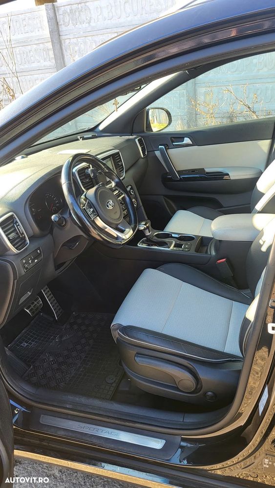 Kia Sportage 1.6 T-GDI 7DCT 4x4 GT Line - 10