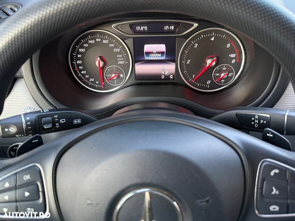 Mercedes-Benz B 180 d 7G-DCT - 16