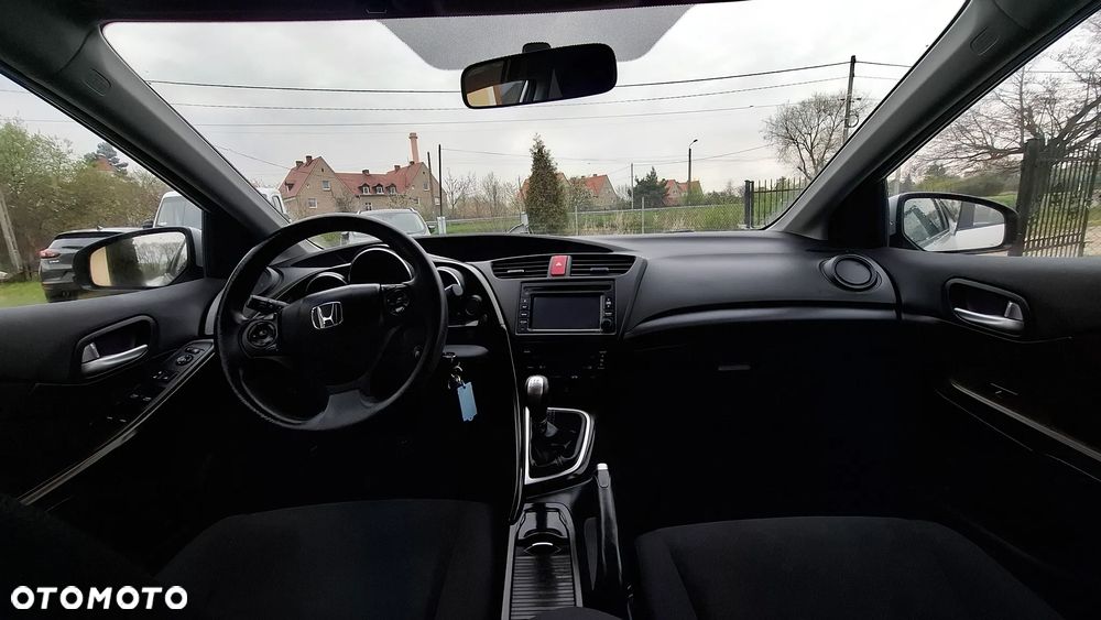 Honda Civic 1.6 i-DTEC Lifestyle Black Edition - 22