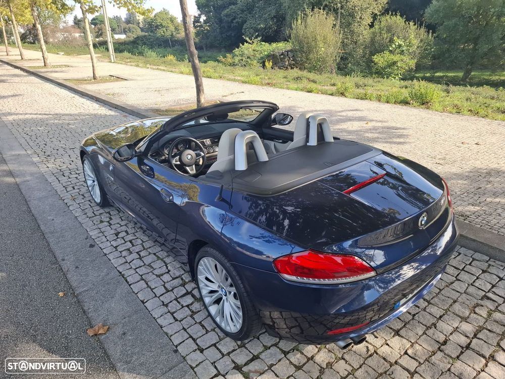 BMW Z4 23 i - 9
