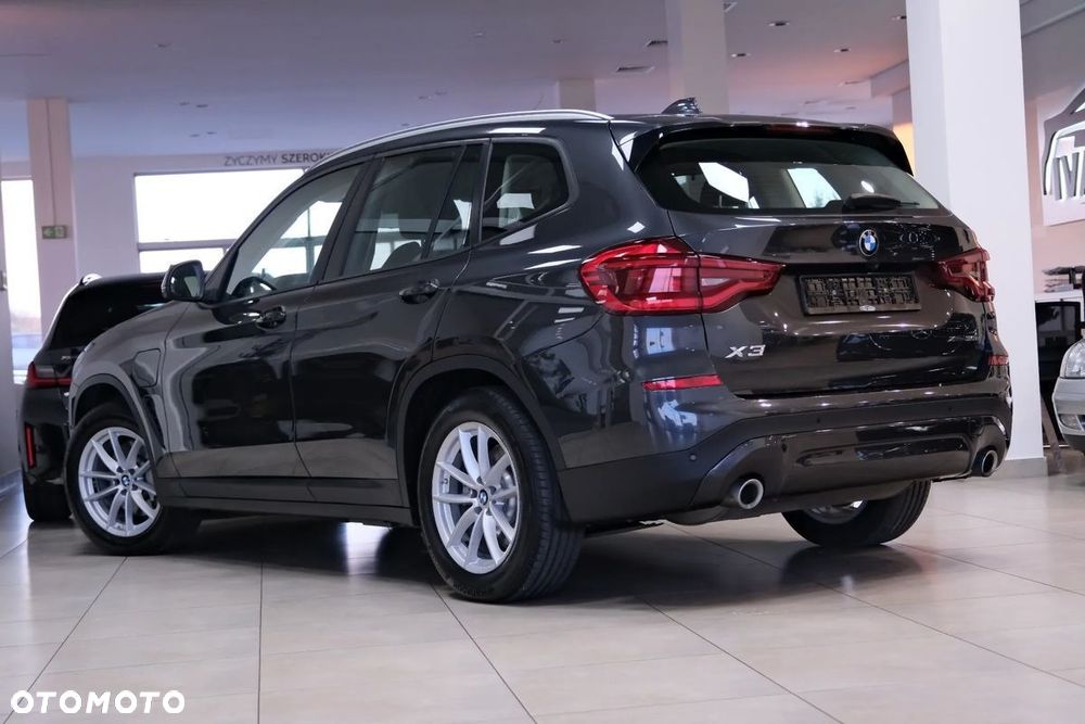 BMW X3 xDrive30e M Sport - 8