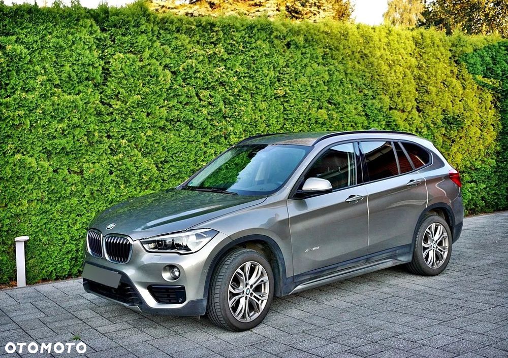 BMW X1 sDrive18d Sport Line - 2