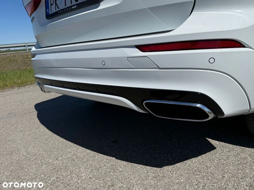 Volvo XC 60 D4 R-Design - 17