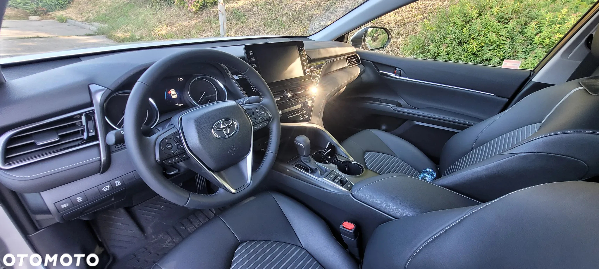 Toyota Camry 2.5 Hybrid Prestige CVT - 4