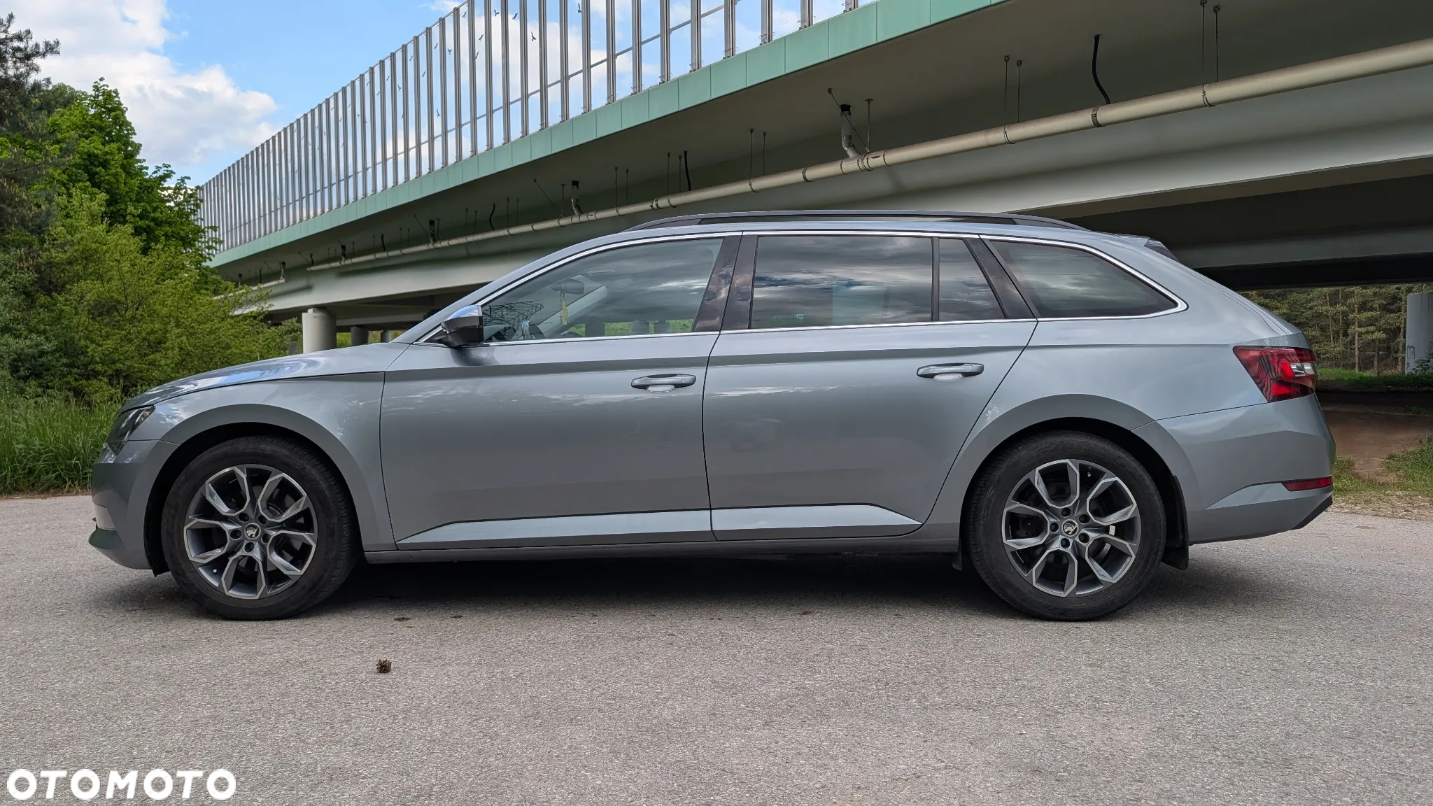 Skoda Superb 1.6 TDI DSG Ambition - 6