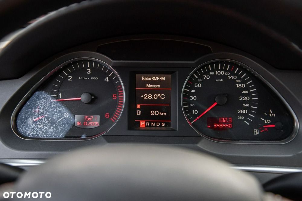 Audi A6 Avant 3.0 TDI Quattro Tiptronic - 32
