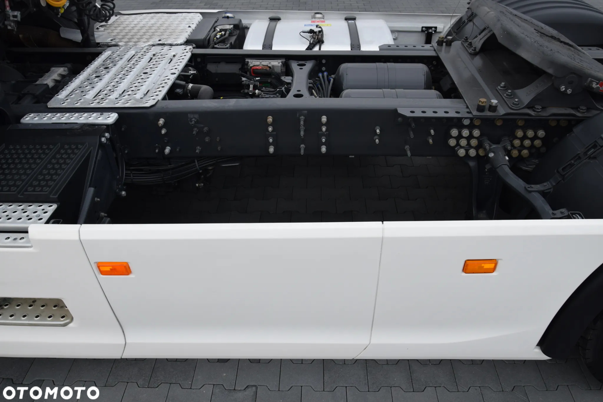 Scania S500 / 6 PODUSZEK / FULL AIRMATIC / RETARDER / ACC / LEDY / ALUFELGI / NISKI PRZEBIEG / SERWISOWANA / SPROWADZONA - 17