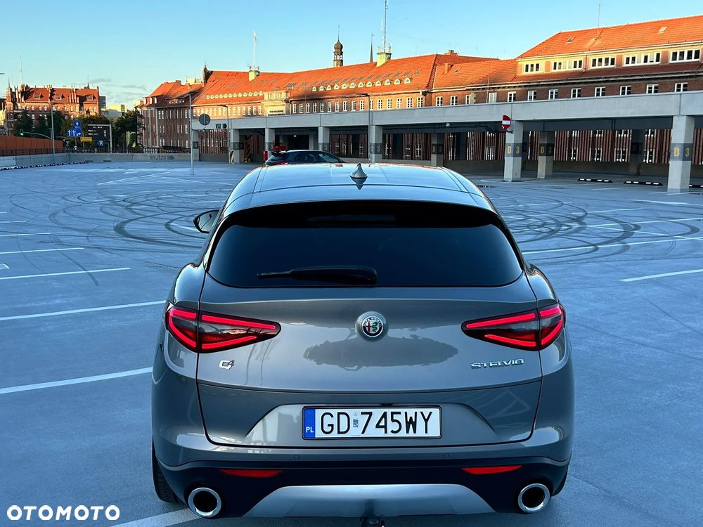 Alfa Romeo Stelvio 2.0 Turbo First Edition Q4 - 16