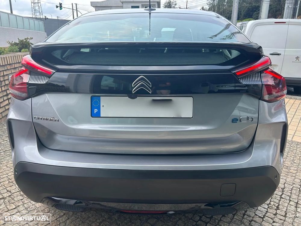 Citroën e-C4 50 kWh Shine - 11