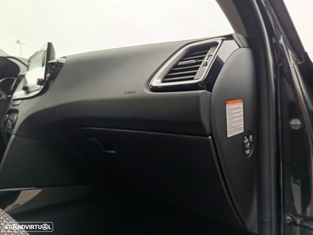 Mercedes-Benz Vito 109 CDi/32 - 27