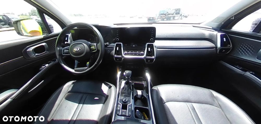 Kia Sorento - 9
