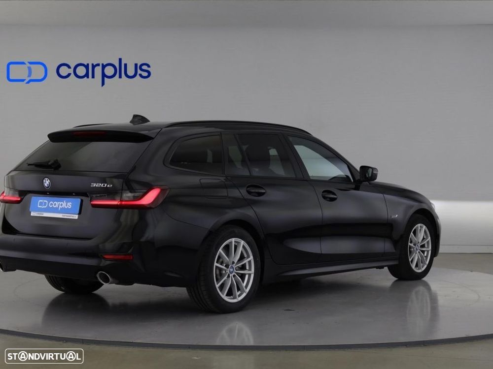 BMW 320 e Auto — fotografia 7