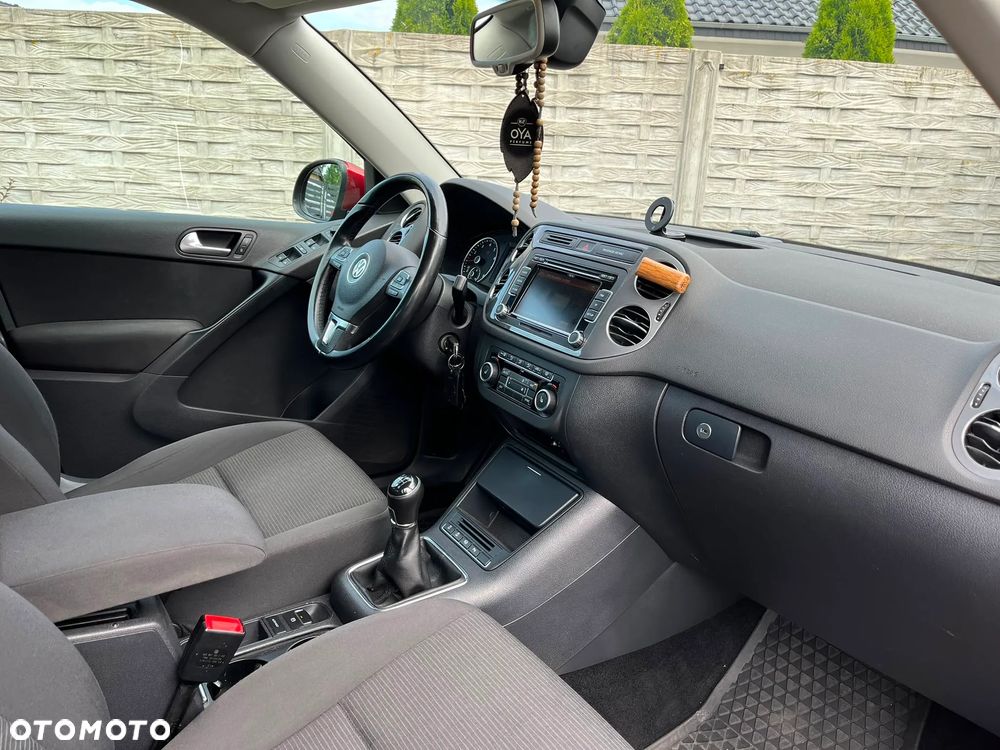 Volkswagen Tiguan 1.4 TSI BlueMotion Technology Lounge Sport & Style - 27
