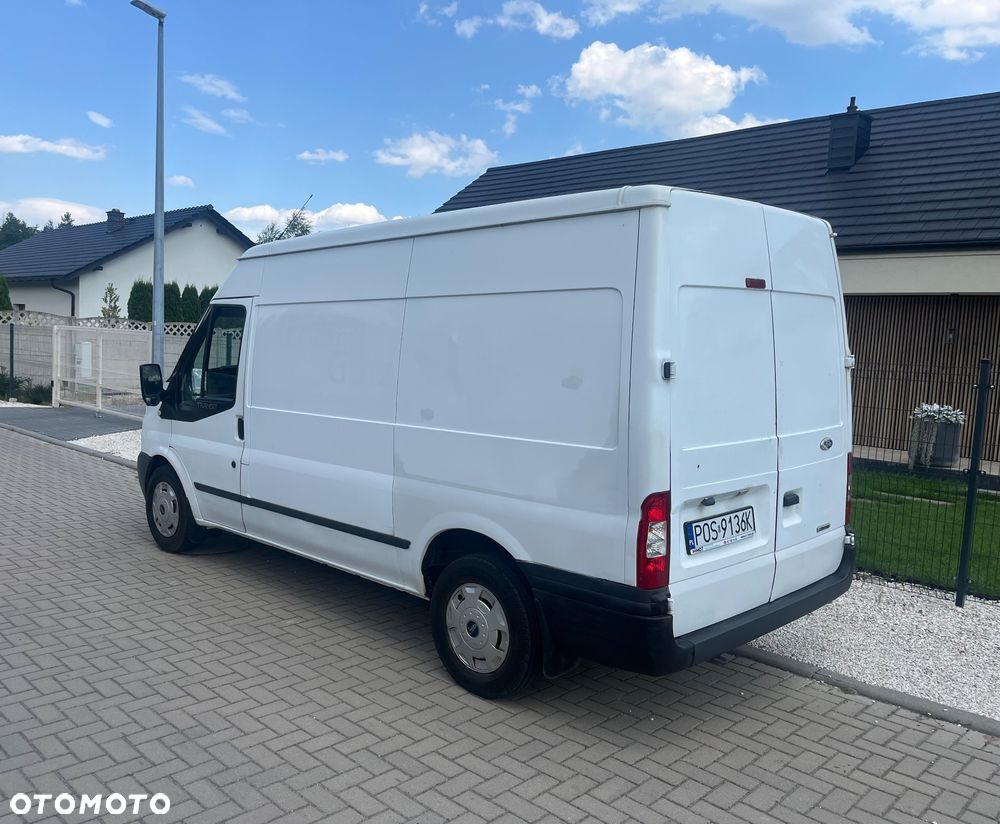 Ford Transit Trend - 4