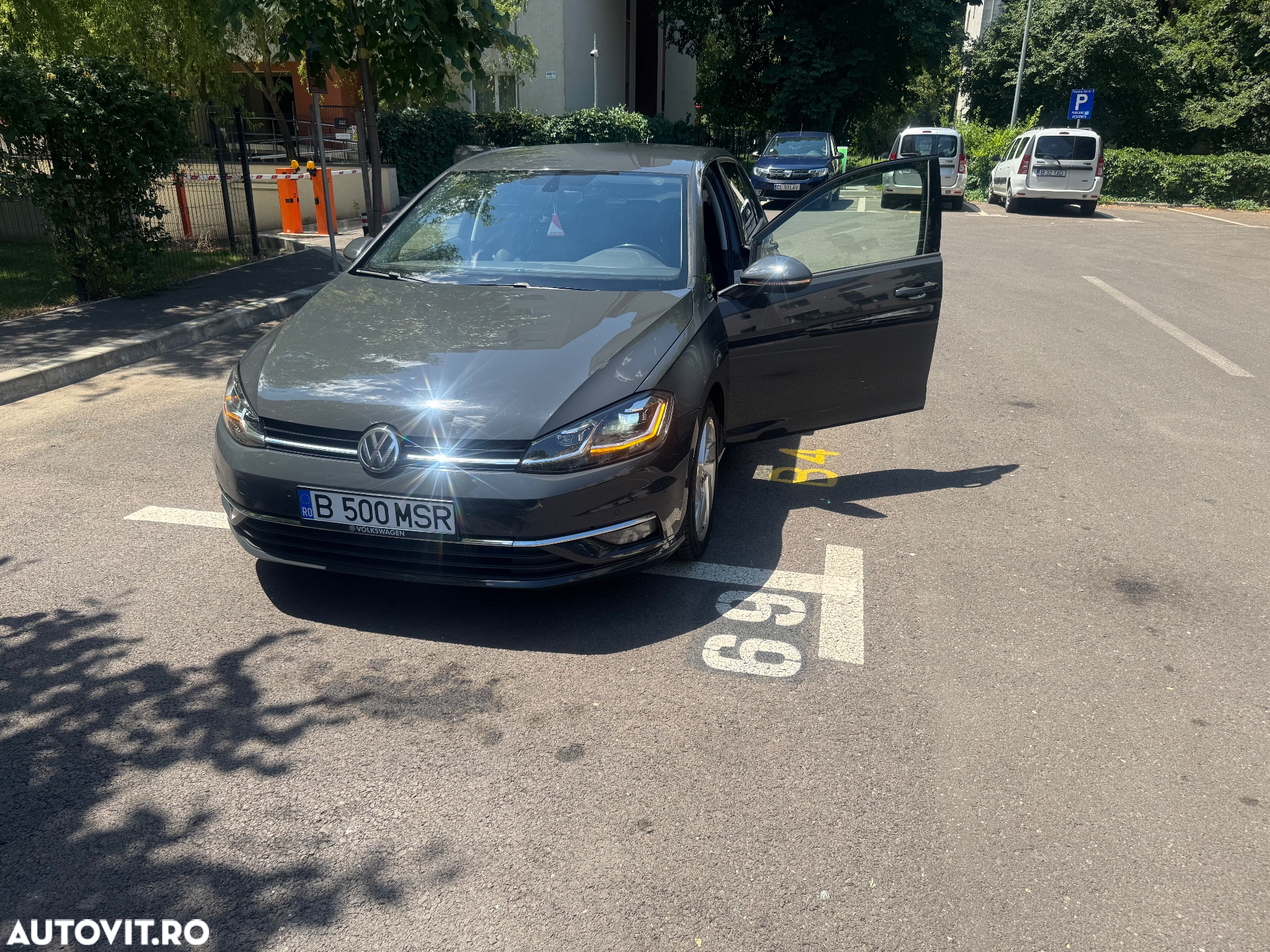 Volkswagen Golf - 9