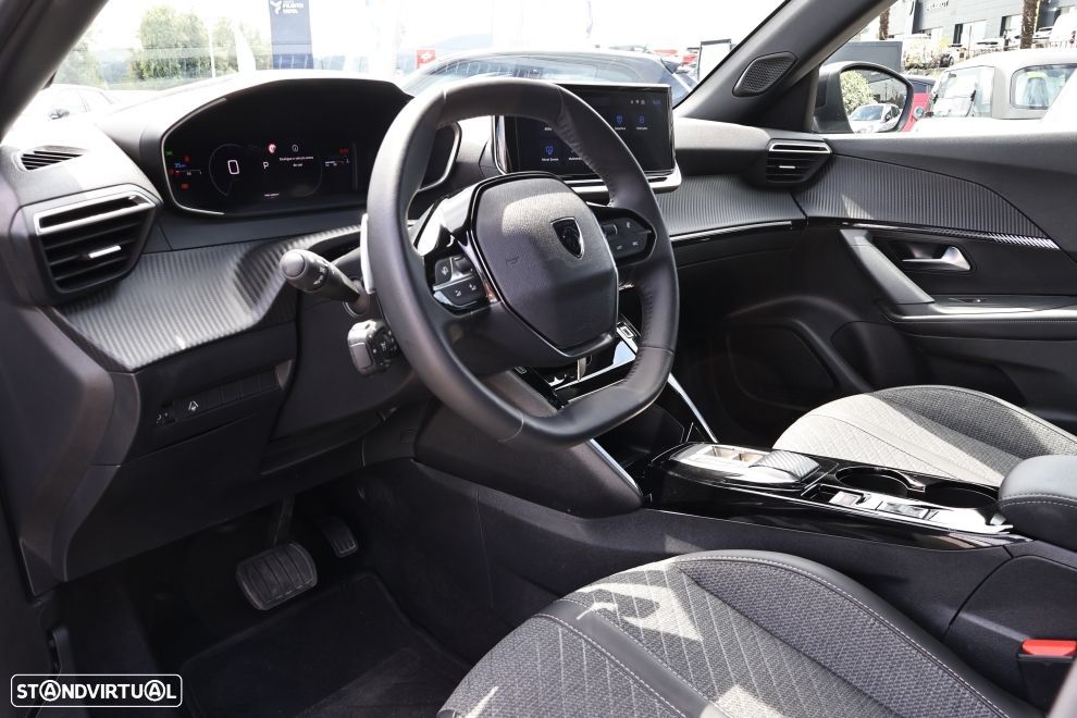 Peugeot 2008 1.2 Hybrid Allure e-DCS6 - 16