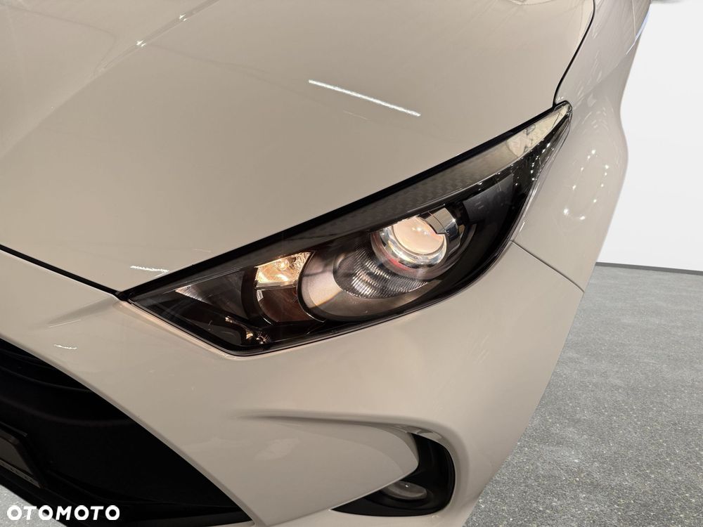 Toyota Yaris - 10