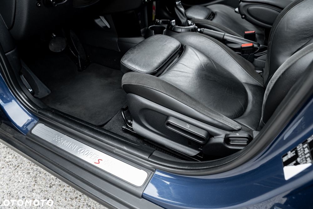 MINI Cooper S Sport-Aut - 18