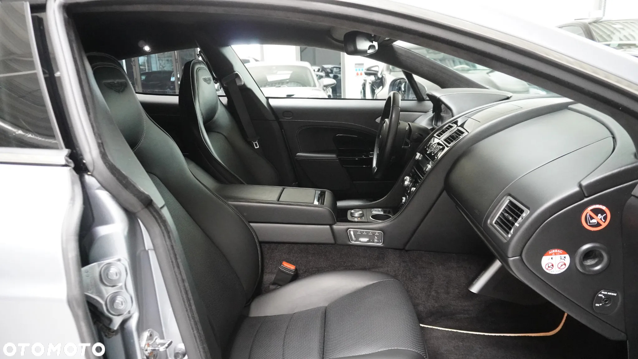 Aston Martin Rapide S - 10