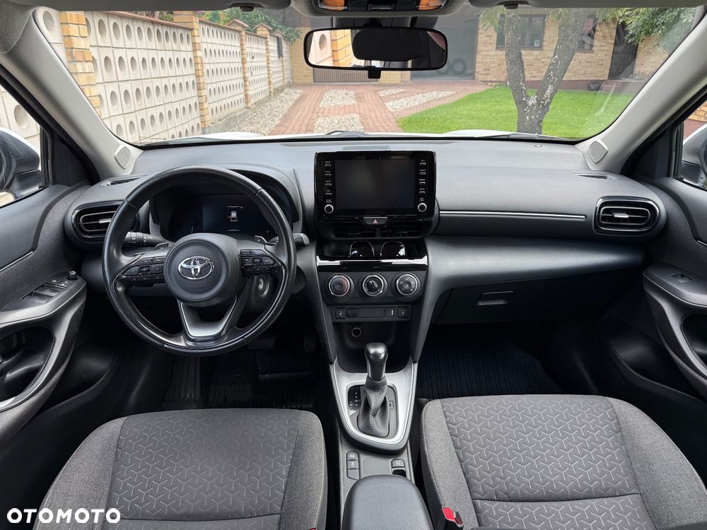Toyota Yaris Cross - 11