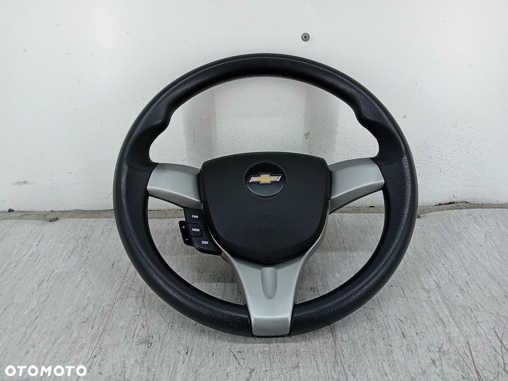 KIEROWNICA Z PODUSZKĄ CHEVROLET SPARK II 95975333 - 1