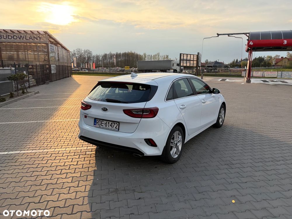 Kia Ceed 1.0 T-GDI M - 11
