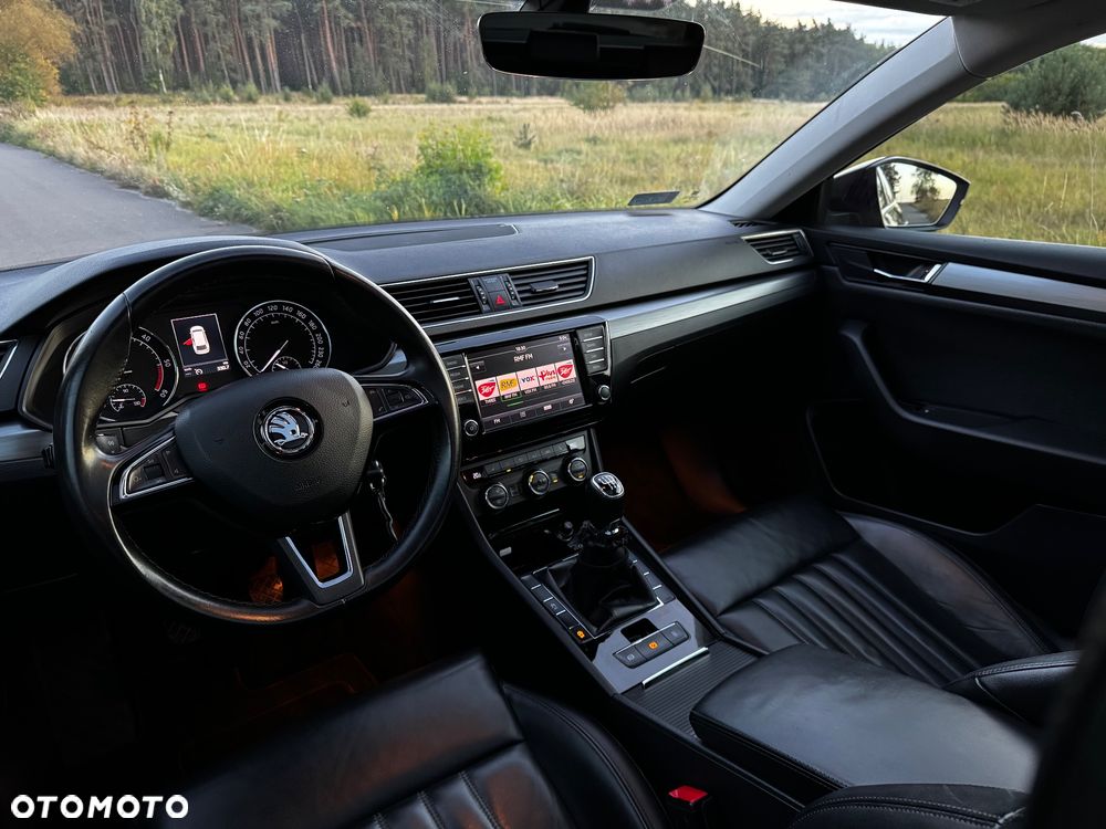 Skoda Superb 2.0 TDI Style - 12