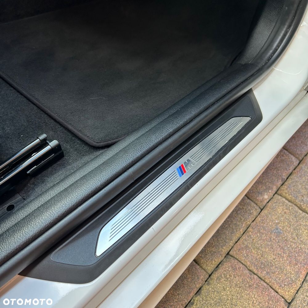 BMW Seria 1 118i Edition M Sport Shadow - 17