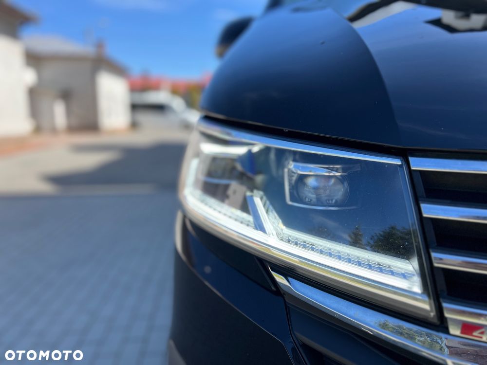 Volkswagen Caravelle - 14