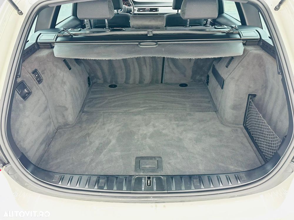 BMW Seria 3 318d Sport Line - 17