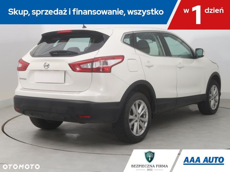 Nissan Qashqai - 6