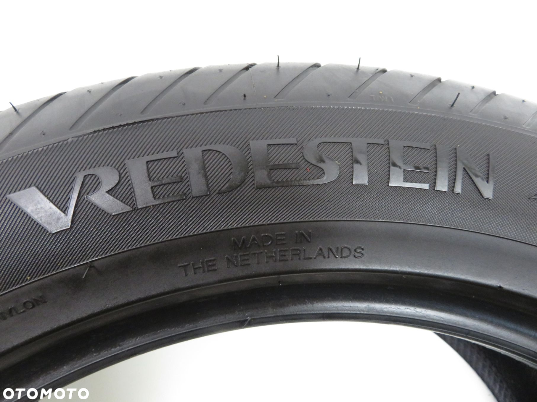 215/55R17 OPONA LETNIA Vredestein Ultrac Cento 94Y - 3