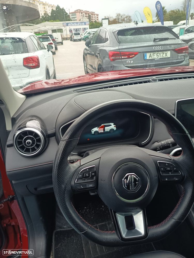 MG EHS 1.5 T-GDI Plug-in Hybrid Luxury - 7