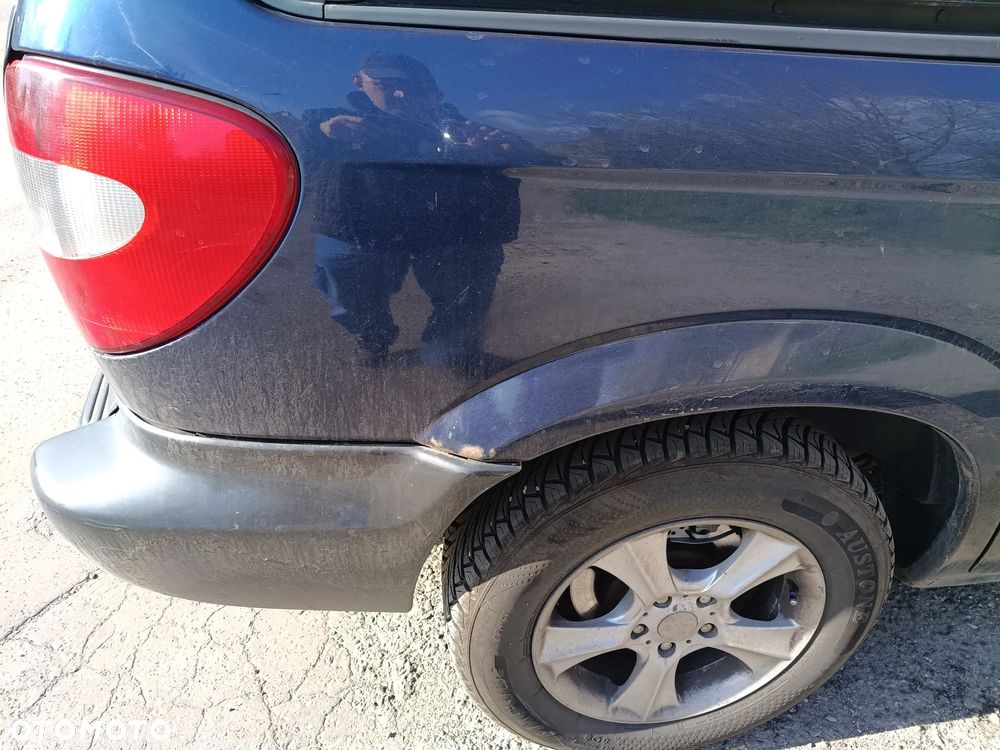 Chrysler Voyager 2.5 SE CRD - 5